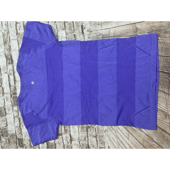 Lululemon Sz 10 Swiftly Tech V Neck Short Sleeve Power Purple Stripe - Picture 7 of 7